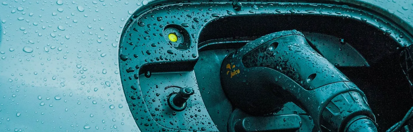 Electric vehicle charging port